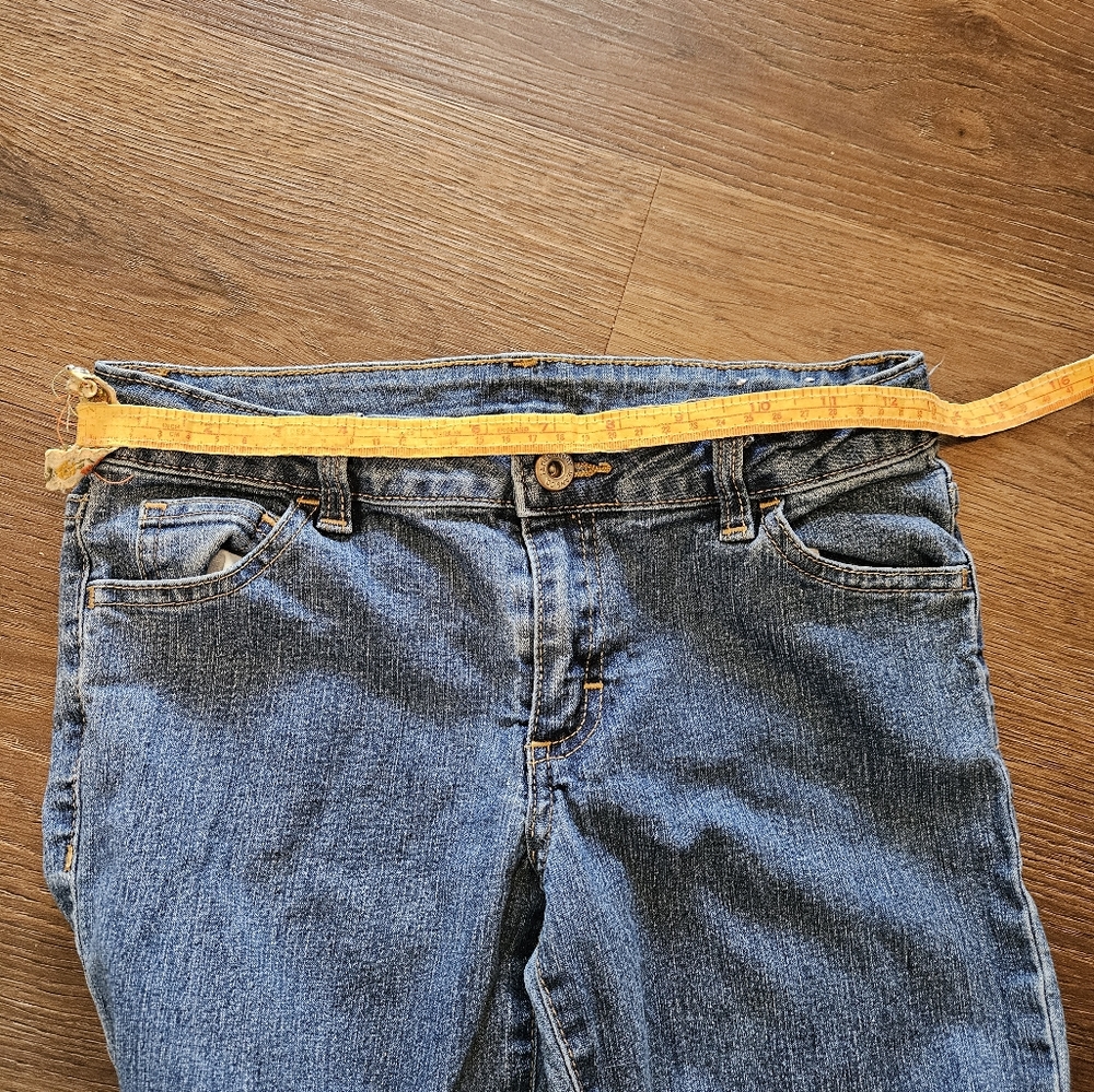Girl's Size 10 Faded Glory Blue Jeans Medium Blue Color - Picture 11 of 11